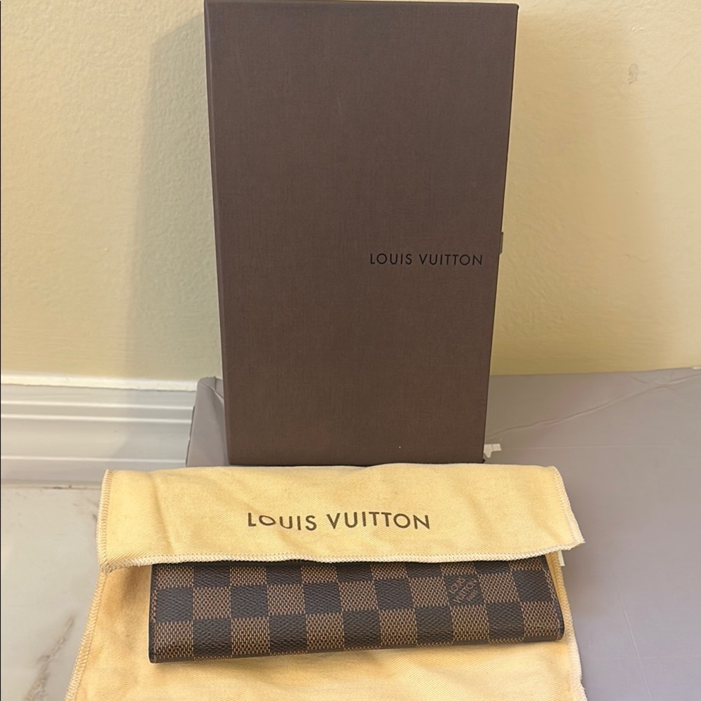 Louis Vuitton Damier Ebene Wallet